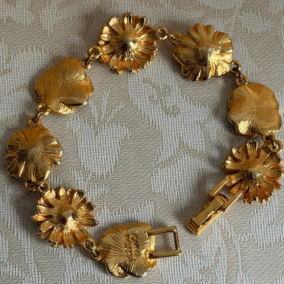 VTG MMA Imperial Wildflower Hand Enameled 22K Gold & Czech Crystals Bracelet - Picture 5 of 9